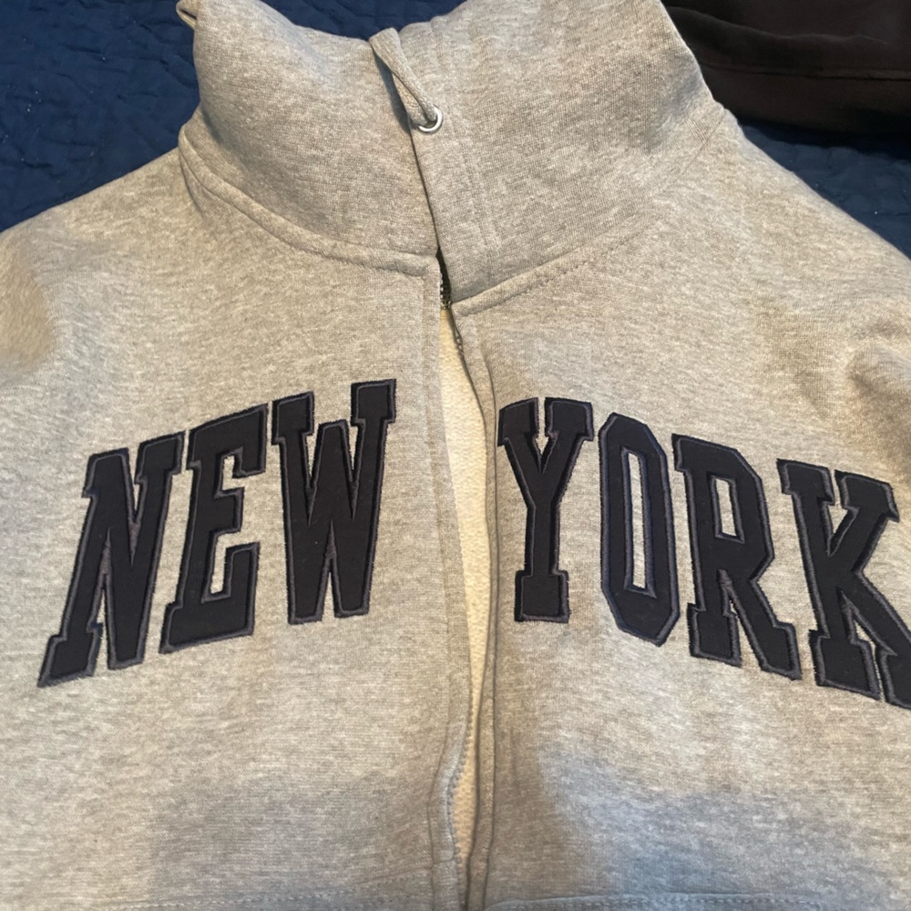 Brand new embroidered New York sweatshirt with tags.